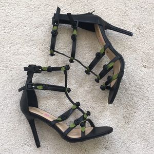 NWOB Penny Loves Kenny Dabble Cage Sandal